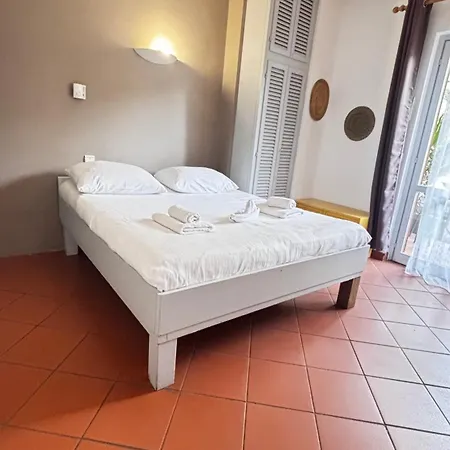 Hotel La Bastide Le Lavandou Exterior foto